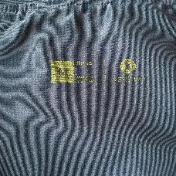 💥Xersion Navy Knee Cut Out Leggings M - Picture 7 of 9